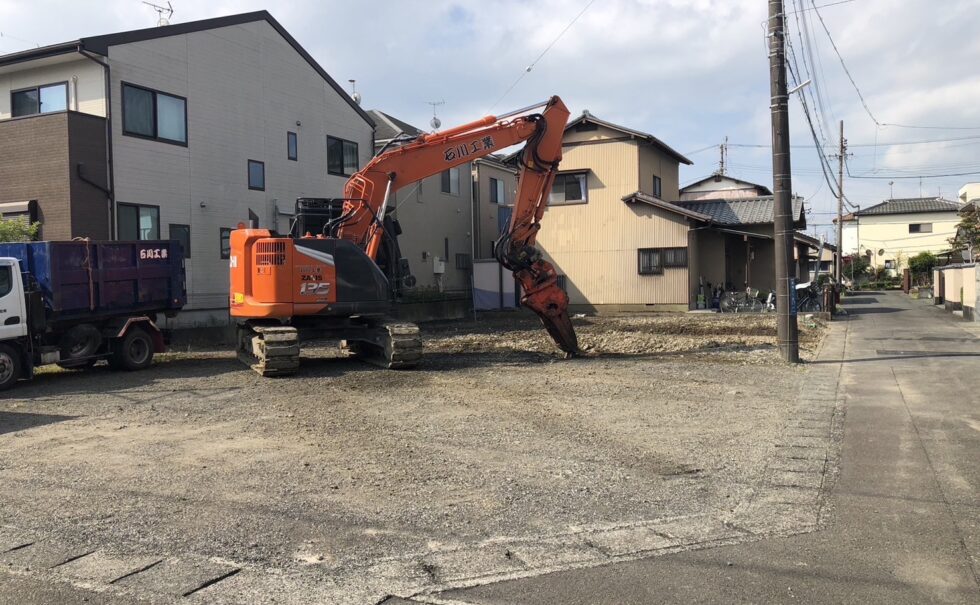 駿河区敷地木造鉄骨倉庫解体