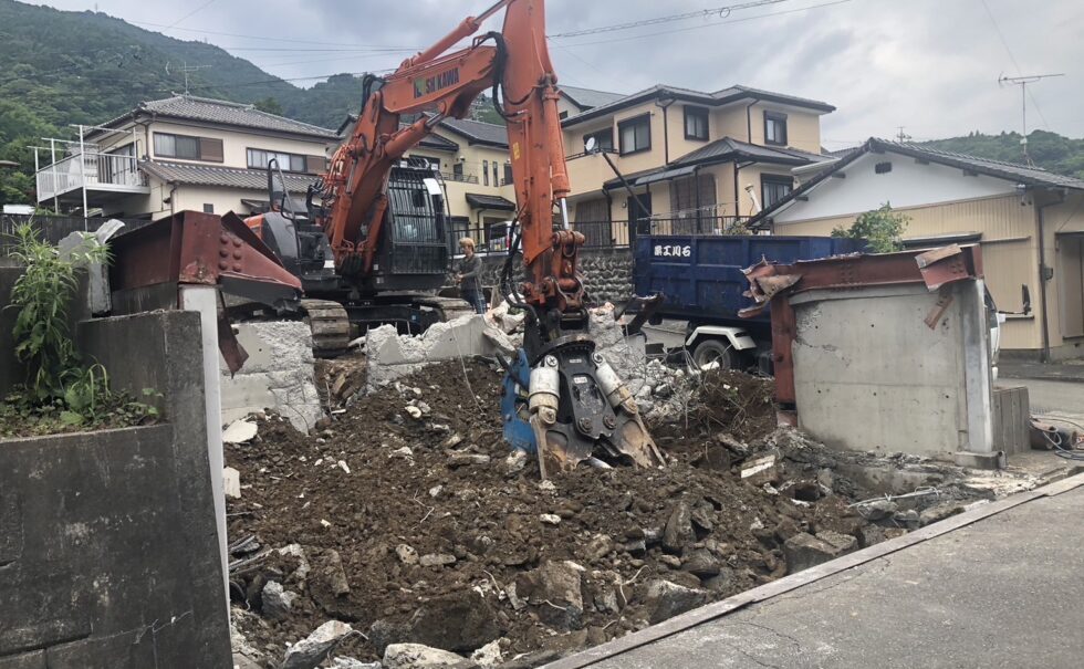 富士市木造/鉄骨造二棟解体工事