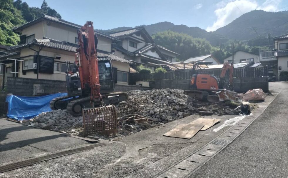 富士市木造/鉄骨造二棟解体工事